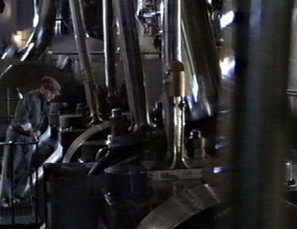 0113-titanic movie - engine.01