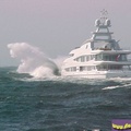 0065-yacht in tofino seas.7