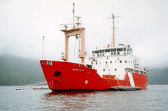 0036-ccgs bartlett - buoy tender