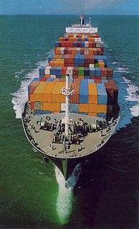 0065-containe ship front