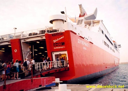 0832-superfast greek ferry