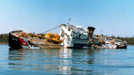 0877-uscg mesquite.01 - hard aground 