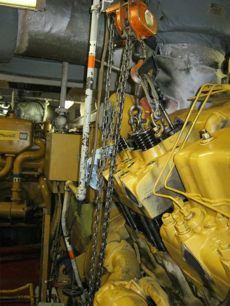 2012.12-Dropped valve on Cat D397.04 - 2012.12-Dropped valve on Cat D397.04.jpg 2012.12-Dropped valve on Cat D397.04.jpg