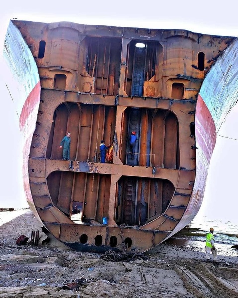 1270.ship dismantling