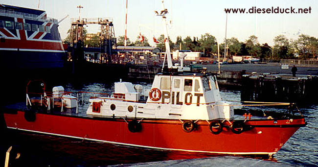 0124-victoria pilot boat.JPG