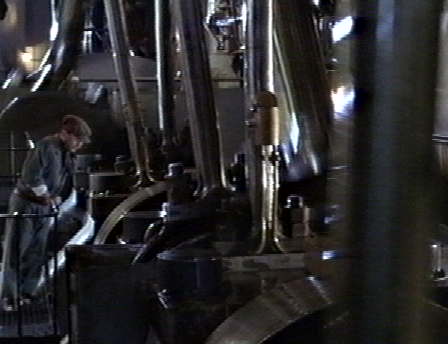 0113-titanic movie - engine.01.jpg