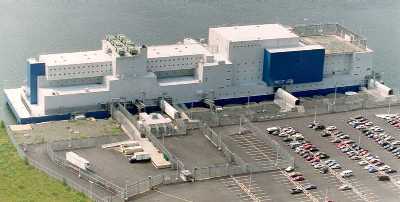 0728-prison_barge-nyc.jpg