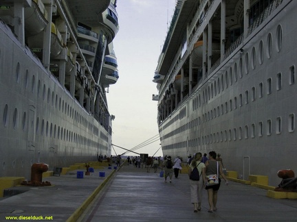 0047-cozumel-harbour.20