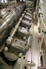 0378-2006.08-wartsila engine room.03