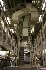 0379-2006.08-wartsila engine room.04