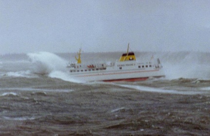 0084-mv grand manan v - bay of fundy.01