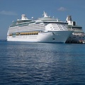 0079-cozumel-mexico-big-ships-in-port