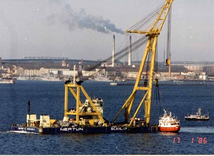 0159-heavy lift salvage barge
