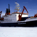 0770-rv polarstern-icebreaking research