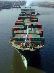 0904-Container ship in transit