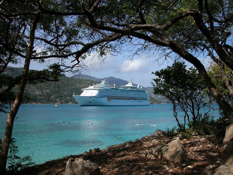 1061-MV Explorer of the Seas.3.jpg