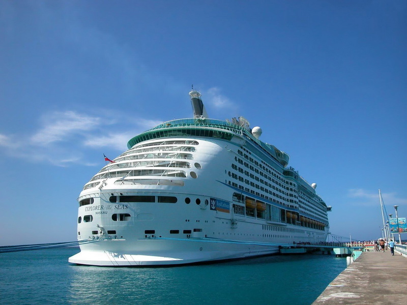 1062-MV Explorer of the Seas.jpg