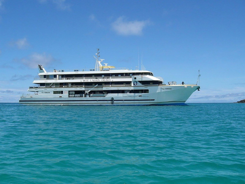 1063-MV Fiji Princess.jpg