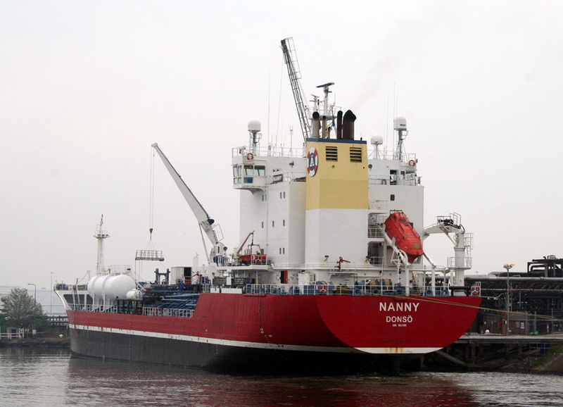 1072-MV Nanny.jpg