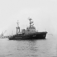 1101-Soviet yard ships.04