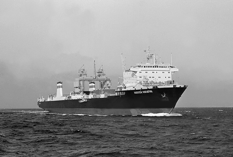 1105-Soviet yard ships.08.jpg