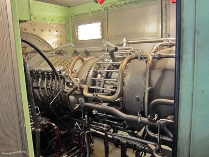 0145.2011-RC-QM2-Turbine