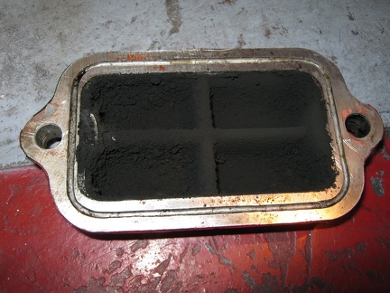 Detroit carbon air box.1