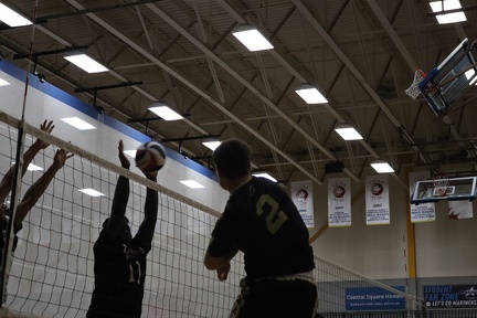 2025.10.10-VIU VB.38