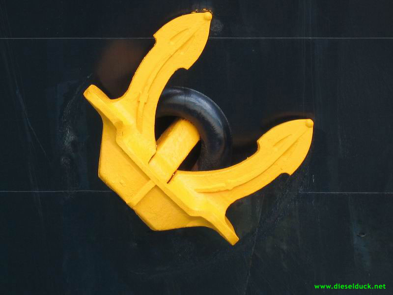 0023-anchor-up-close.jpg