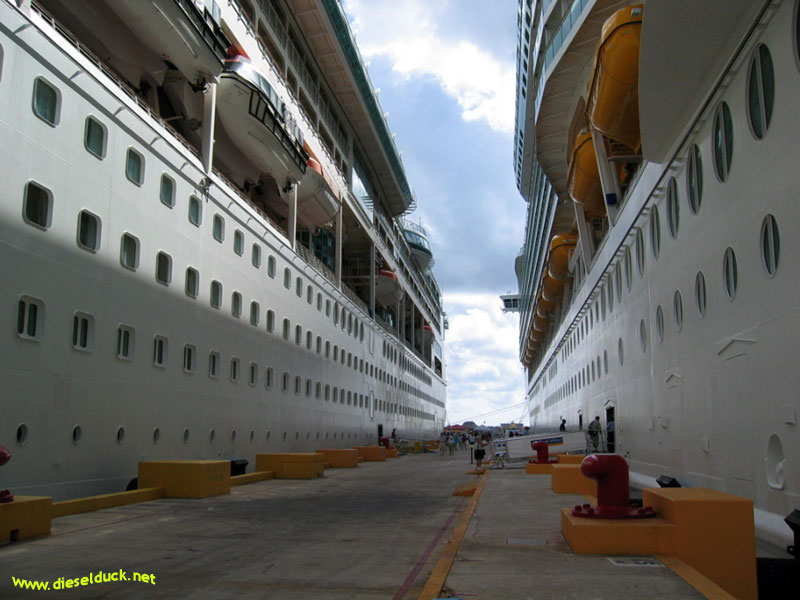 0044-cozumel-harbour.01