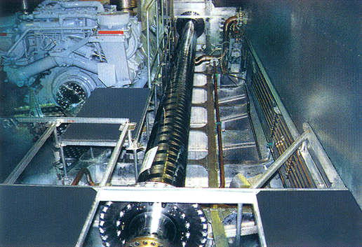 0023-carbon_fibre_shaft-fast_ferry.jpg