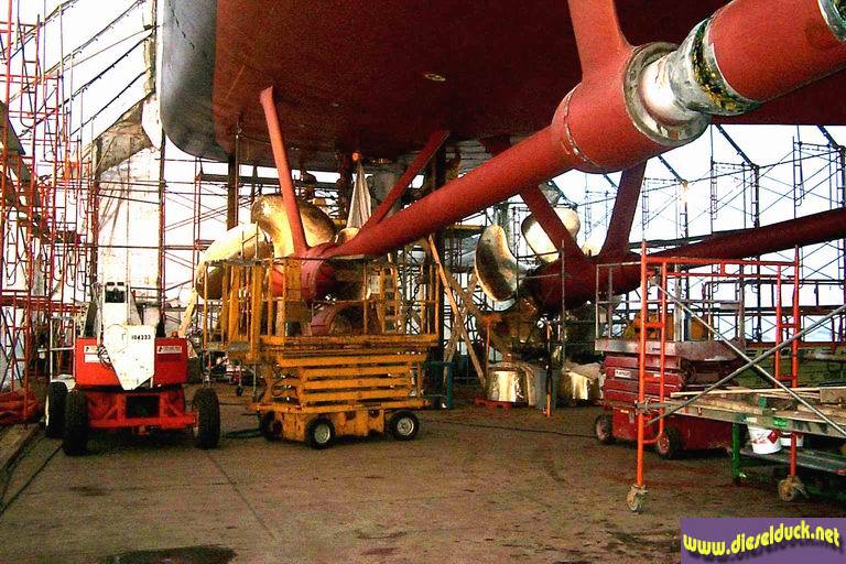 0024-hmcs halifax on synchro lift.01.jpg