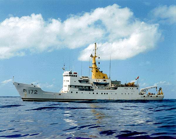 0055-cfva quest - research ship.jpg