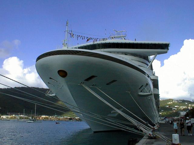 0350-mv grand princess - bow.jpg