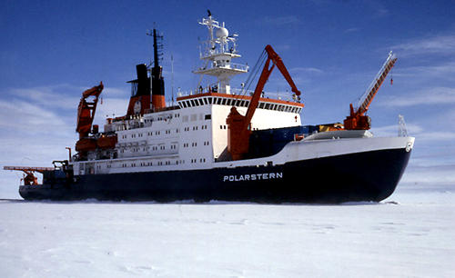 0770-rv_polarstern-icebreaking_research.jpg